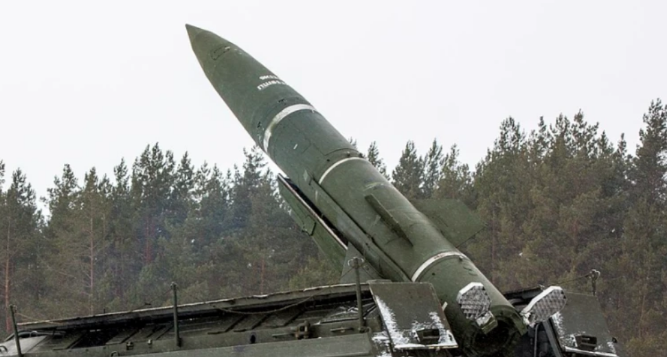 В ЛНР запустили очередную ракету «Точка-У» - 30-летняя женщина умерла на месте, семь домов сравняли с землей 