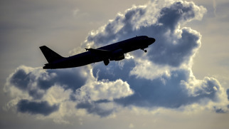 ЕС Хочет возобновить полёты над Россией, но запретить российскую авиацию