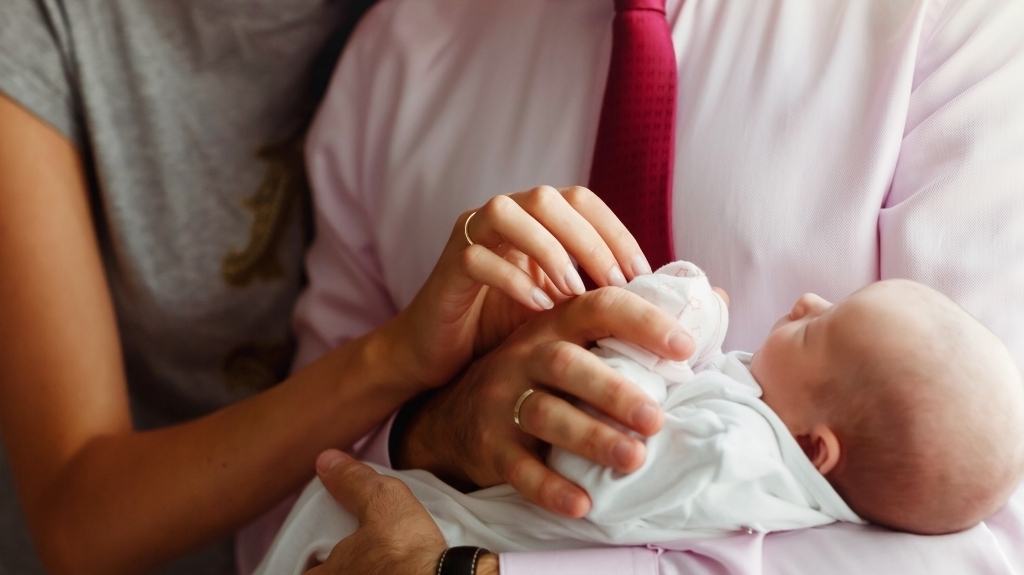 «Выплаты напрямую на карту»: какие пособия получают в 2022 году без заявлений?