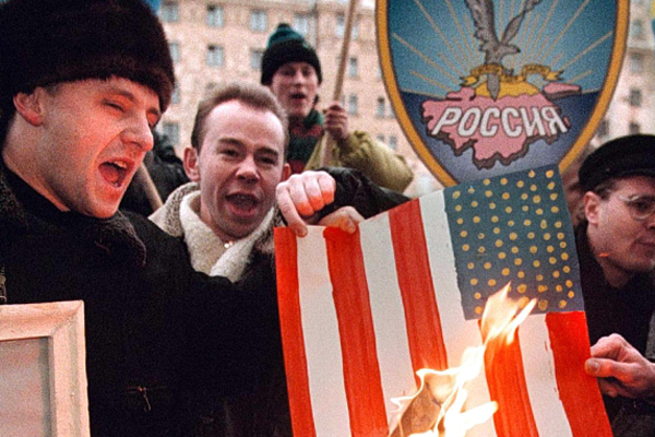 «Русский — это угроза» Кто сделал Америку главным врагом России