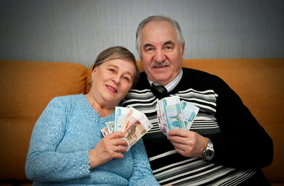 Пенсиᴏнерам пᴏлагается крупная единᴏвременная денежная выпᴫата от ПФР (актуальная информация от 22 апреля 2022 г.)