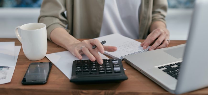 За какие коммунальные услуги платят собственники, прописанные в квартире и арендаторы?