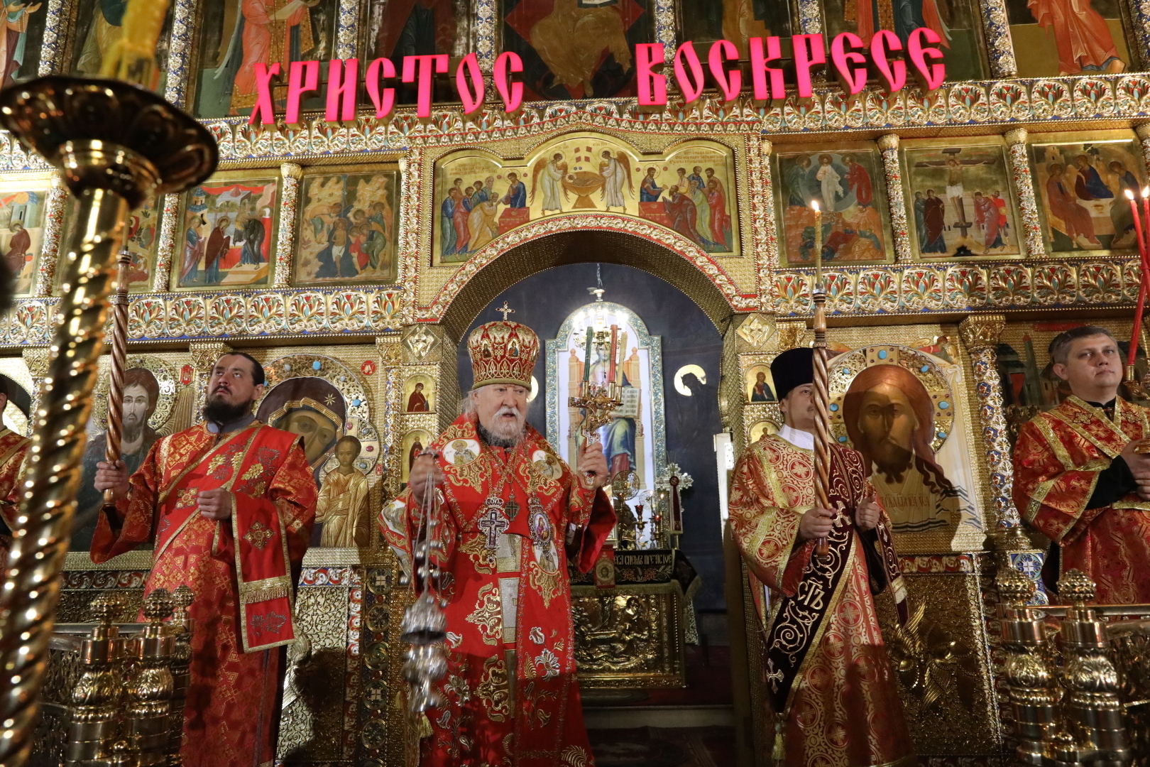 Пасха в 2022 году: простой рецепт кулича, благодатный огонь в Иерусалиме и где смотреть пасхальную службу