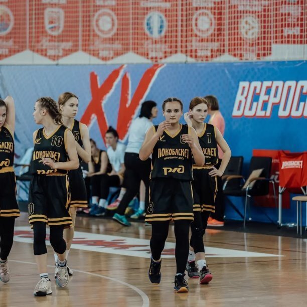 С 24 апреля по 1 мая, в Краснодаре проходит Чемпионат школьной баскетбольной лиги "Локобаскет", в котором участвует сборная команда Приморского края.