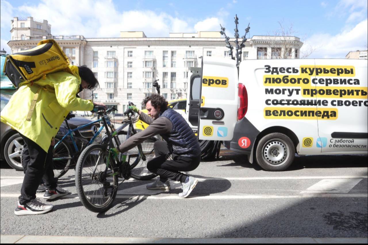Аренда велосипедов в москве для курьера. Курьер на велосипеде