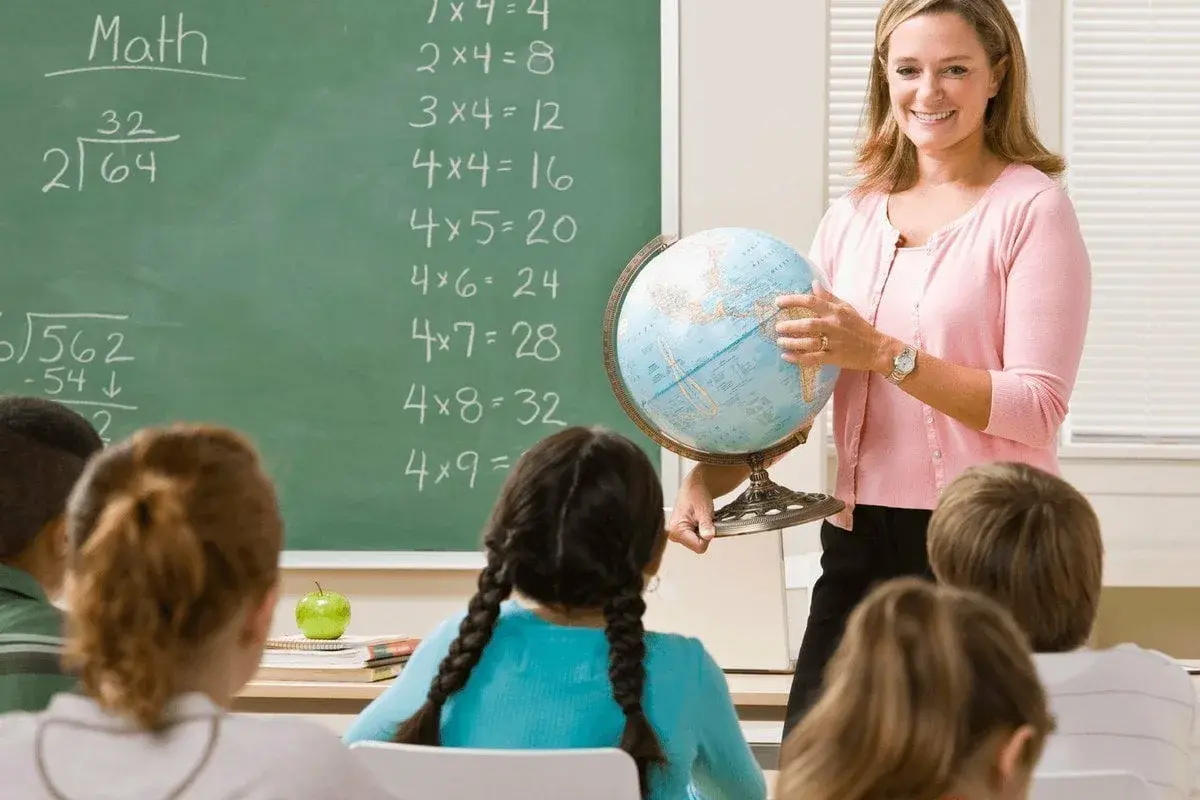 О статусе учителя