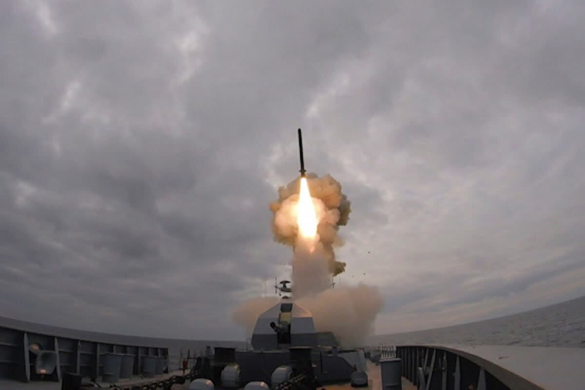 Минобороны России об уничтожении ангар с поступившим из США и европейских стран вооружением и боеприпасами