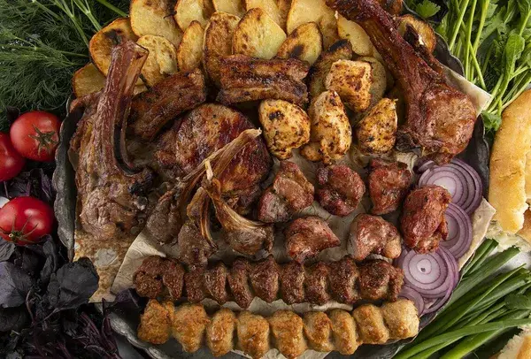 Шашлык из баранины от Гаяне Бреиовой, бренд-шефа ресторана Gayane’s