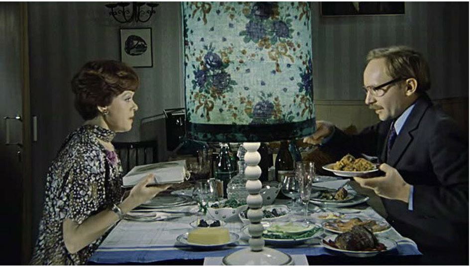 Какой кадр лишний?