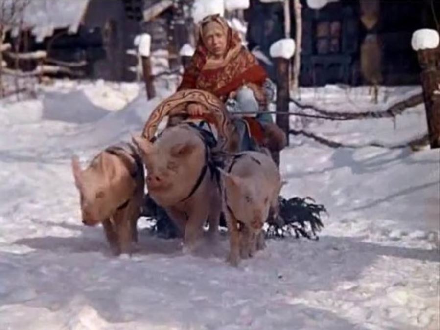 Какие дары в сундуке у Марфуши?