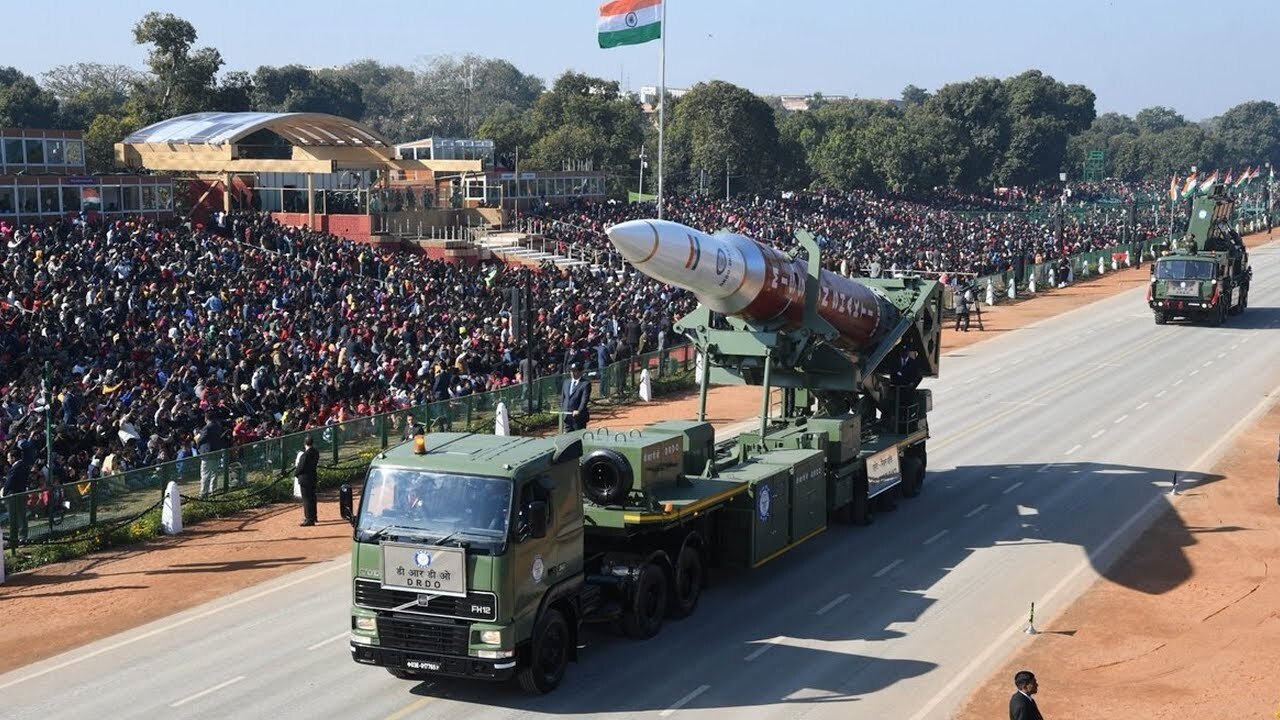 Военный парад. Как избежать массовых мероприятий.