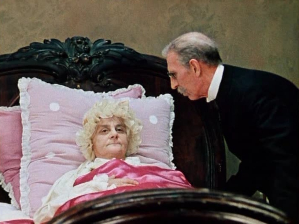 Кто исполнил рольКлавдии Ивановны Петуховой ?(тёща Кисы Воробьянинова)