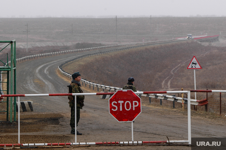 НАТО наращивает войска на границах Беларуссии и России