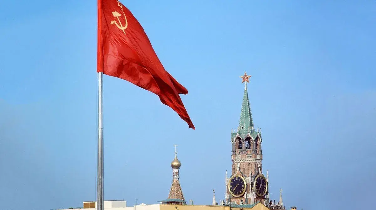 Красное знамя - главный символ Победы!