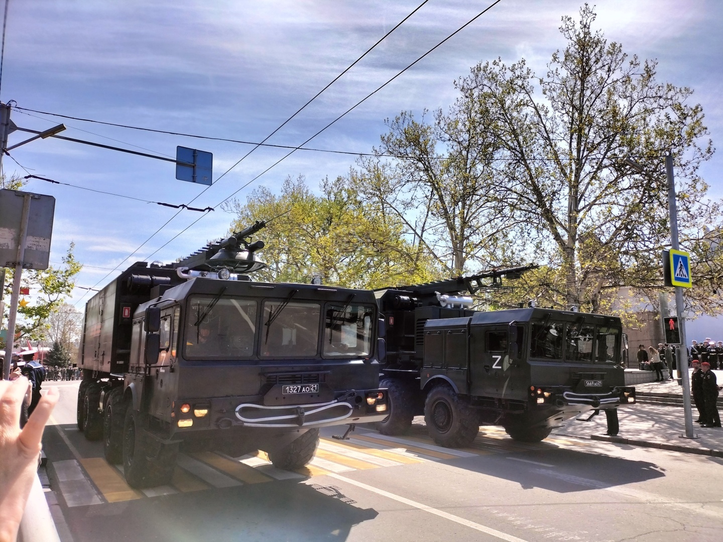 Какой танк первым пройдёт на параде Победы 9 мая в Севастополе - Фото с генеральной репетиции