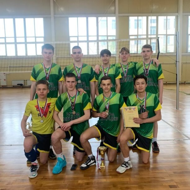 7 мая 2022 г команда волейболистов "Искра" пгт. Сибирцево, приняла участие в Открытом Первенстве Хорольского муниципального округа по волейболу