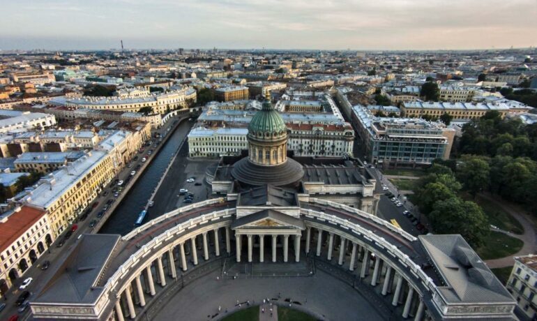 Волны «Лжеминирований» продолжаются. Пострадал Санкт-Петербург.