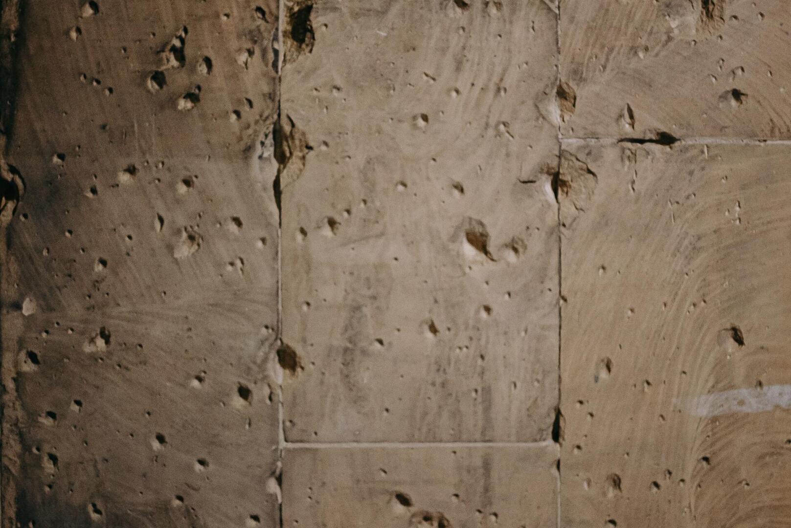 Голова наконец-то заработала и вояки вышли из "Азовсталь" с белым флагом 