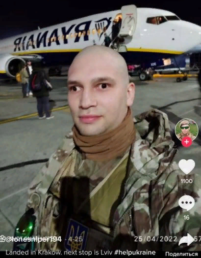 Из Британии на Украину прибыл новый наёмник. Это снайпер (не шутка)