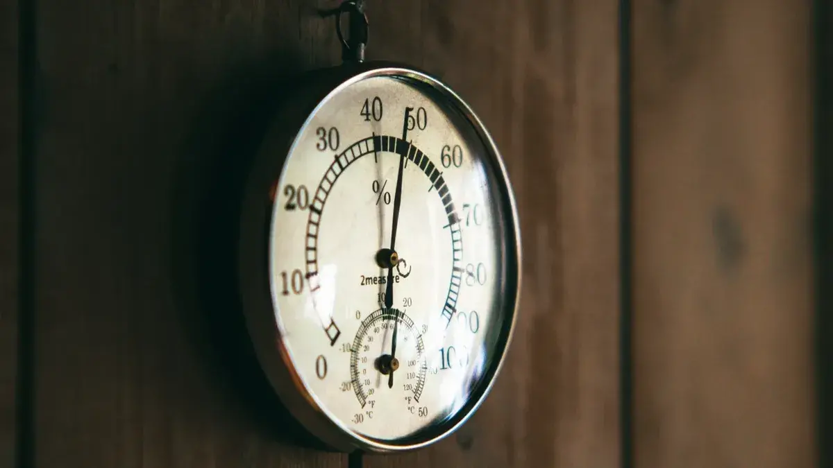 Прогноз погоды на 9 мая для всех регионов России: где дождь и снег, а где жара в День Победы