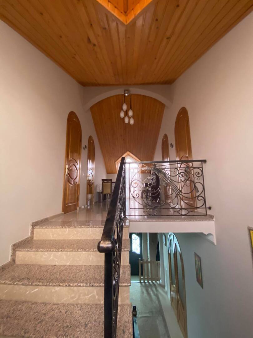 36 000 $ за 12 месяцев, Батуми, наём дома 300 кв.м., 3 км от моря