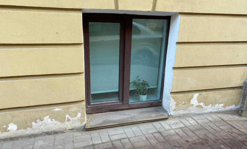 Санкт-Петербург возник на пустом месте? Или его построили на останках другого города? Закопанные дома и подземелье Петербурга