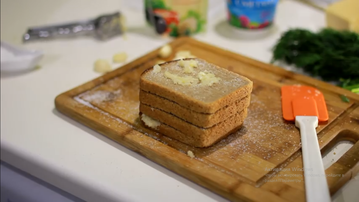 Рецепт вкуснейших чесночных гренок.