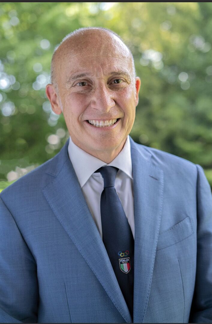 Россия высылает 58 французских и итальянских дипломатов