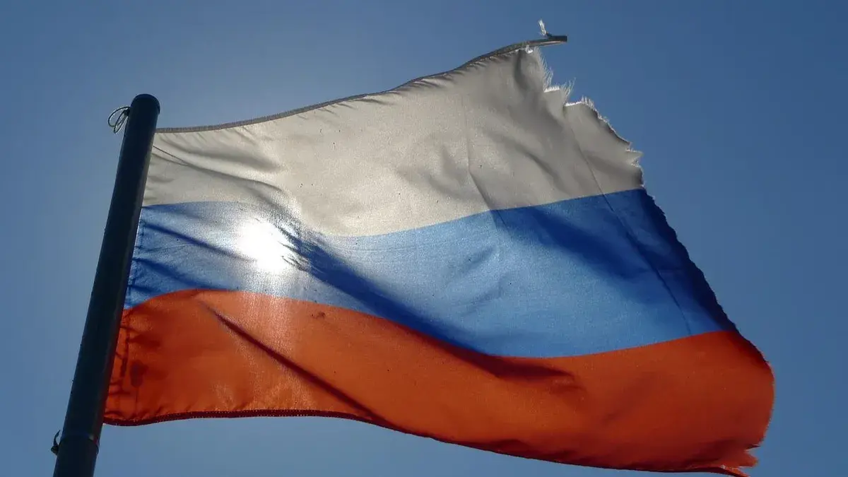 В государственную думу РФ поступило предложение об изменении государственного флага России