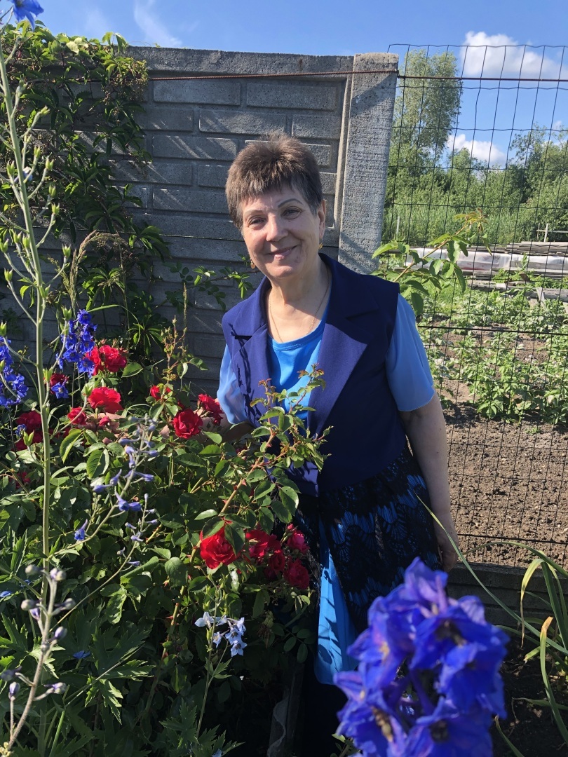 Женщина августа