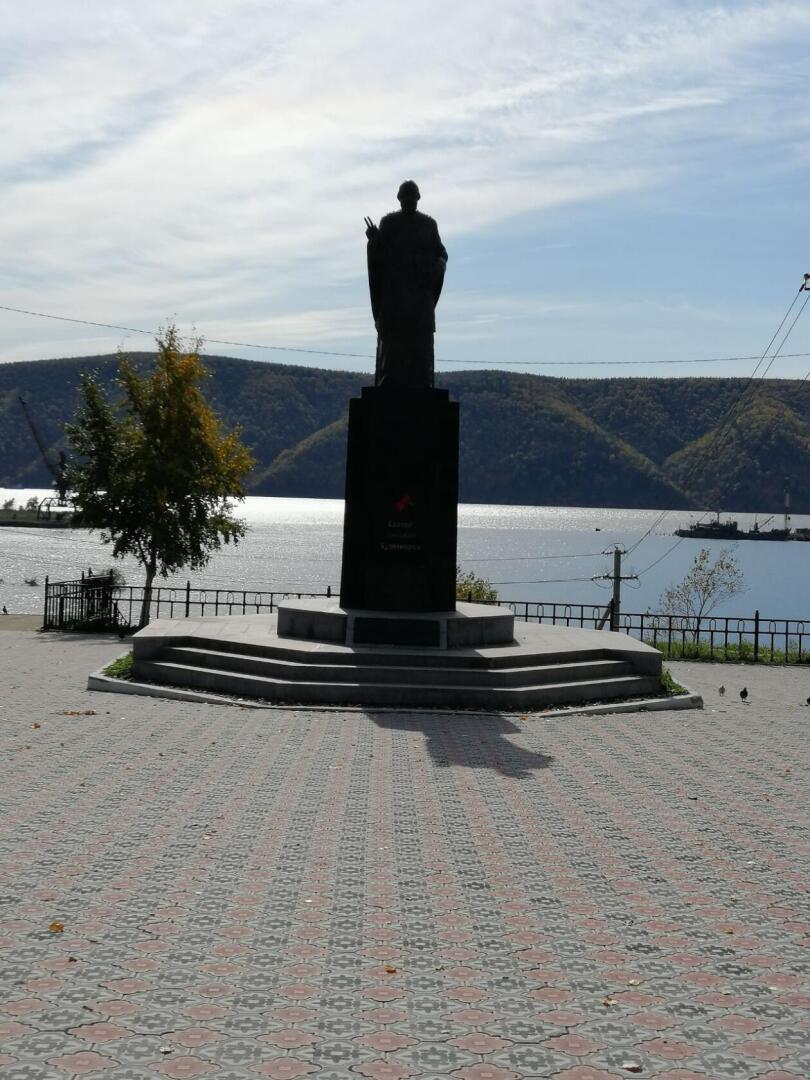 Памятники Николаевска - на - Амуре . Вам понравилась публикация ?