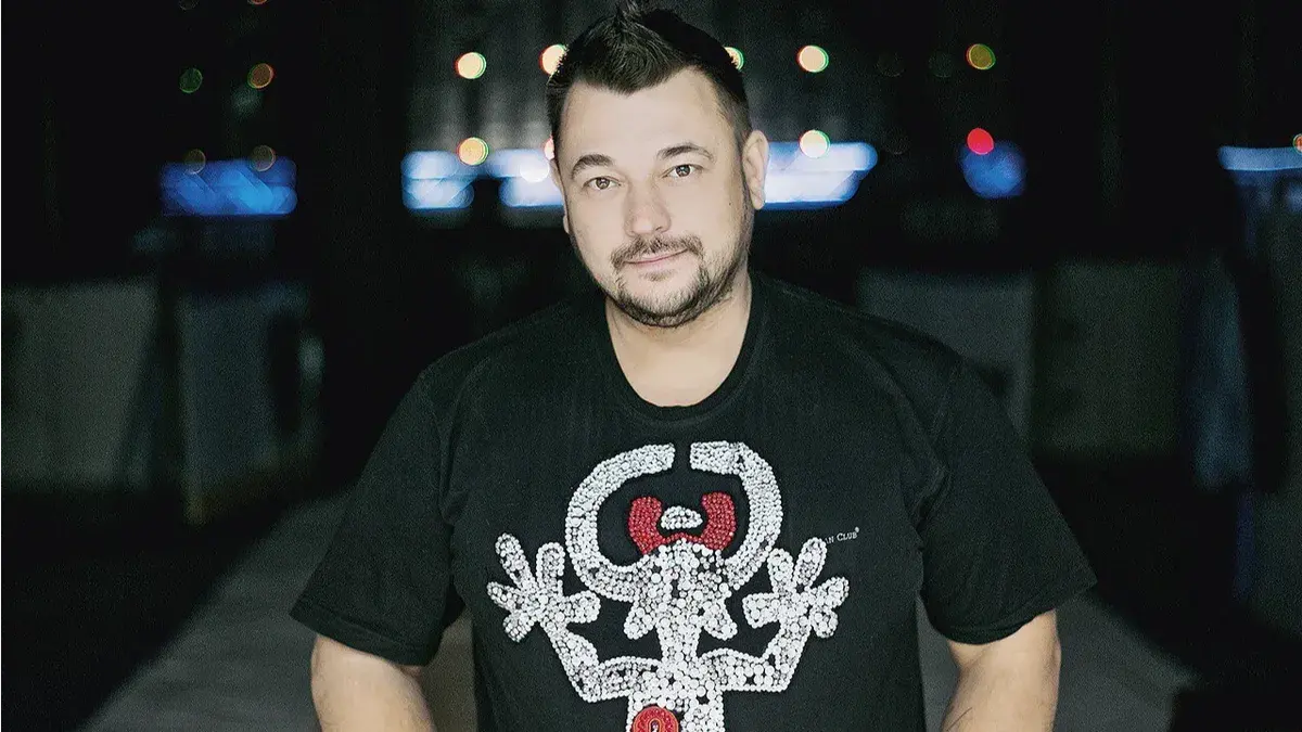 Райдер звезды Сергея Жукова. В Екатеринбурге он споет хиты «Руки Вверх!» 4 июня