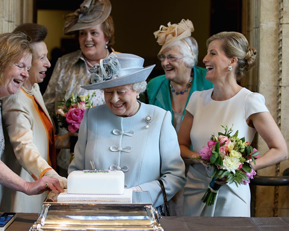 Тайная диета Королевы: как дожить до 96 лет. Эти простые продукты сделают из вас долгожителя