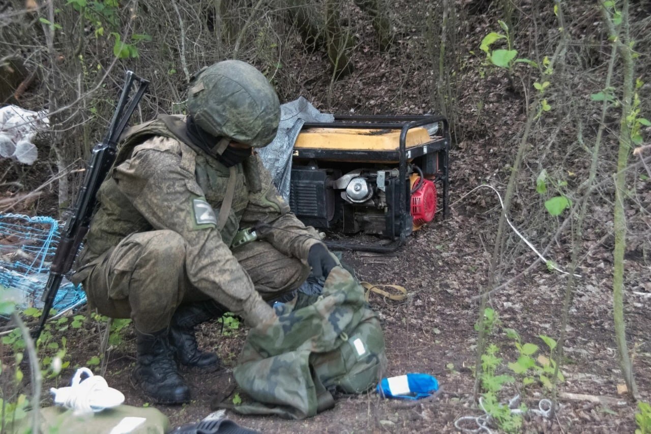 Привет всем От Разведчиков добровольческого казачьего отряда «Дон» в Харьковской области.