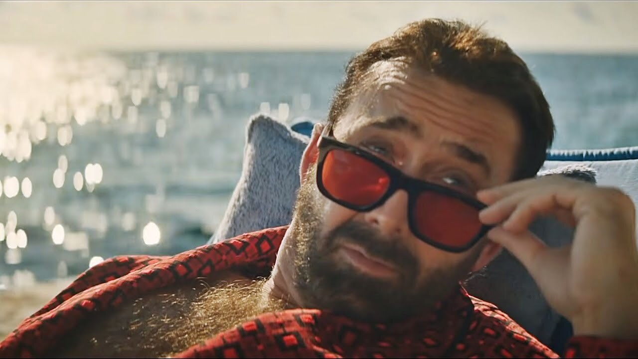 Фильм Невыносимая тяжесть огромного таланта.(2022)