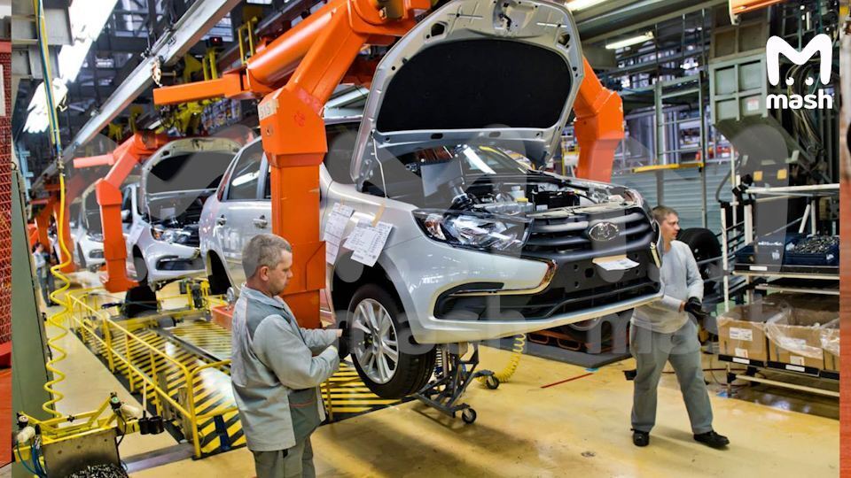 На заводе АвтоВАЗа, который не работал с конца апреля, выпустили первые Лады-голодранцы