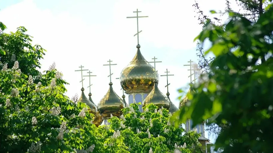 Как не согрешить 13 и до 19 июня 2022: что нельзя делать россиянам в течение семи дней? по церковным датам на 2022 год