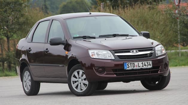 Последствия санкций: Россия теперь строит свои автомобили без подушек безопасности и ABS.