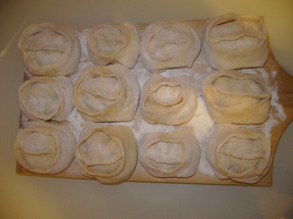 Сегодня мы готовим манты! Вы любите манты?