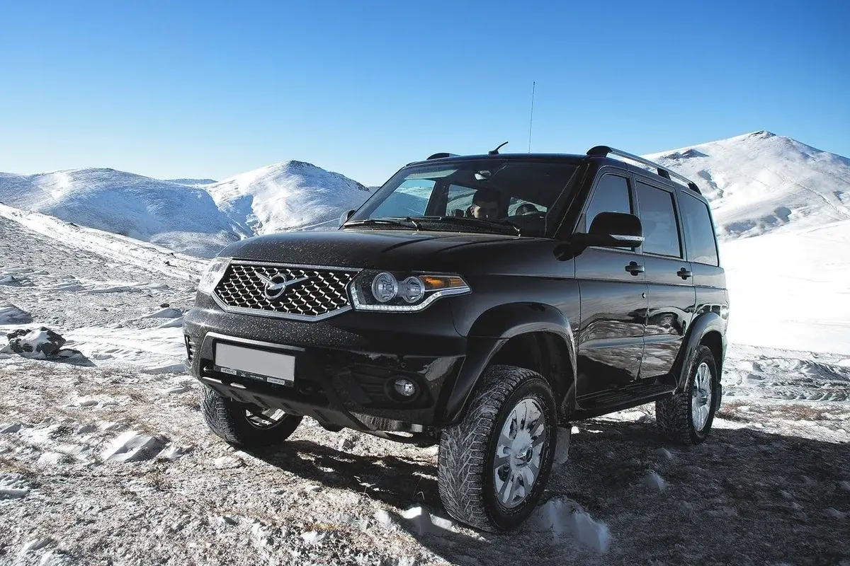 Российский Автопром переходит на массовый выпуск "упрощенных" автомобилей!