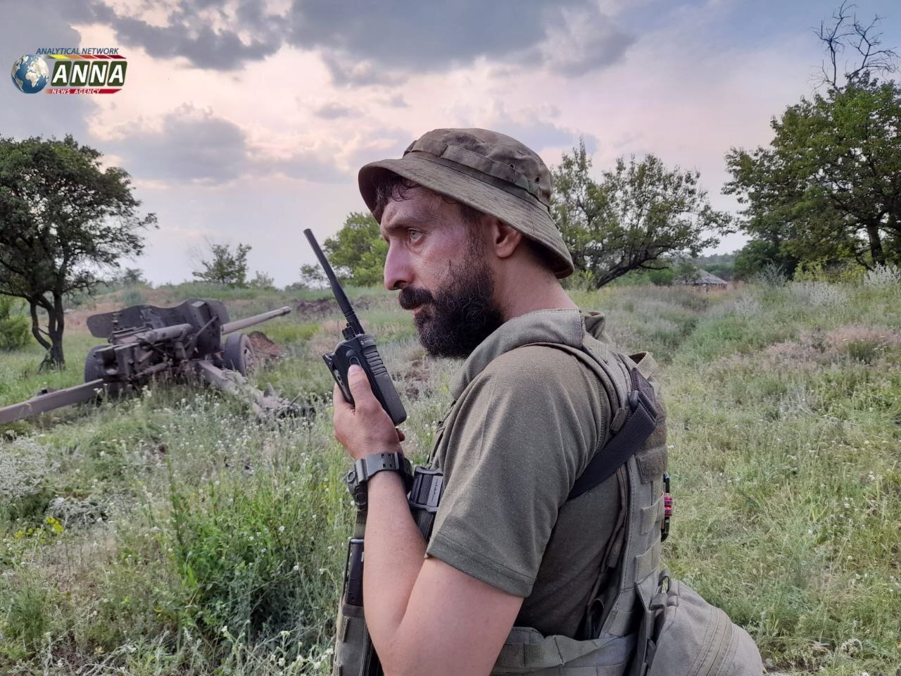 Республиканская артиллерия работает по позициям укронацистов в окрестностях Тошковки.