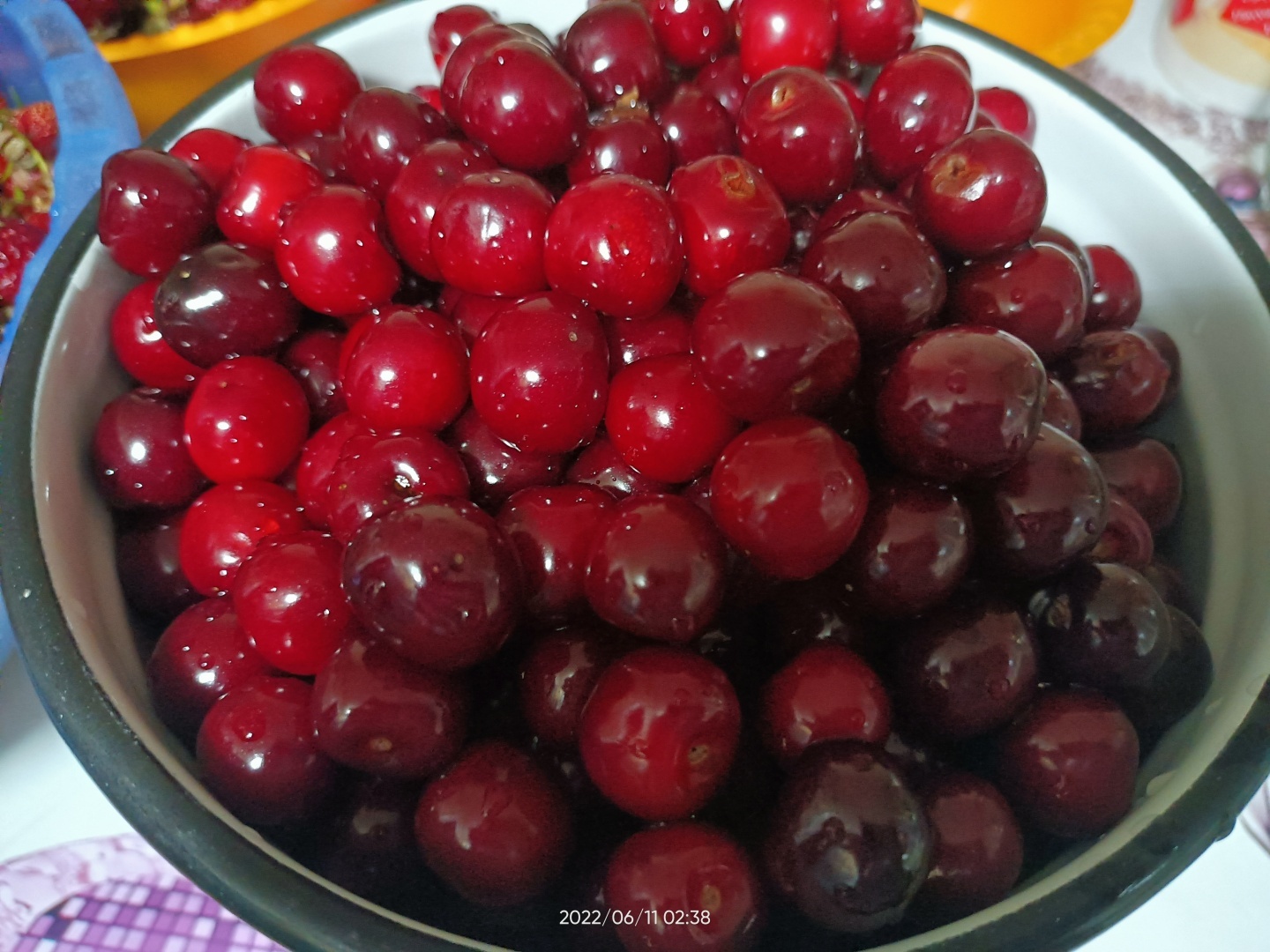 Ну вот и поспела своя черешня 😊