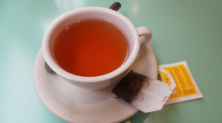 Чай только россыпью - разве это проблема: чайные фабрики в России испытывают дефицит чайных пакетиков