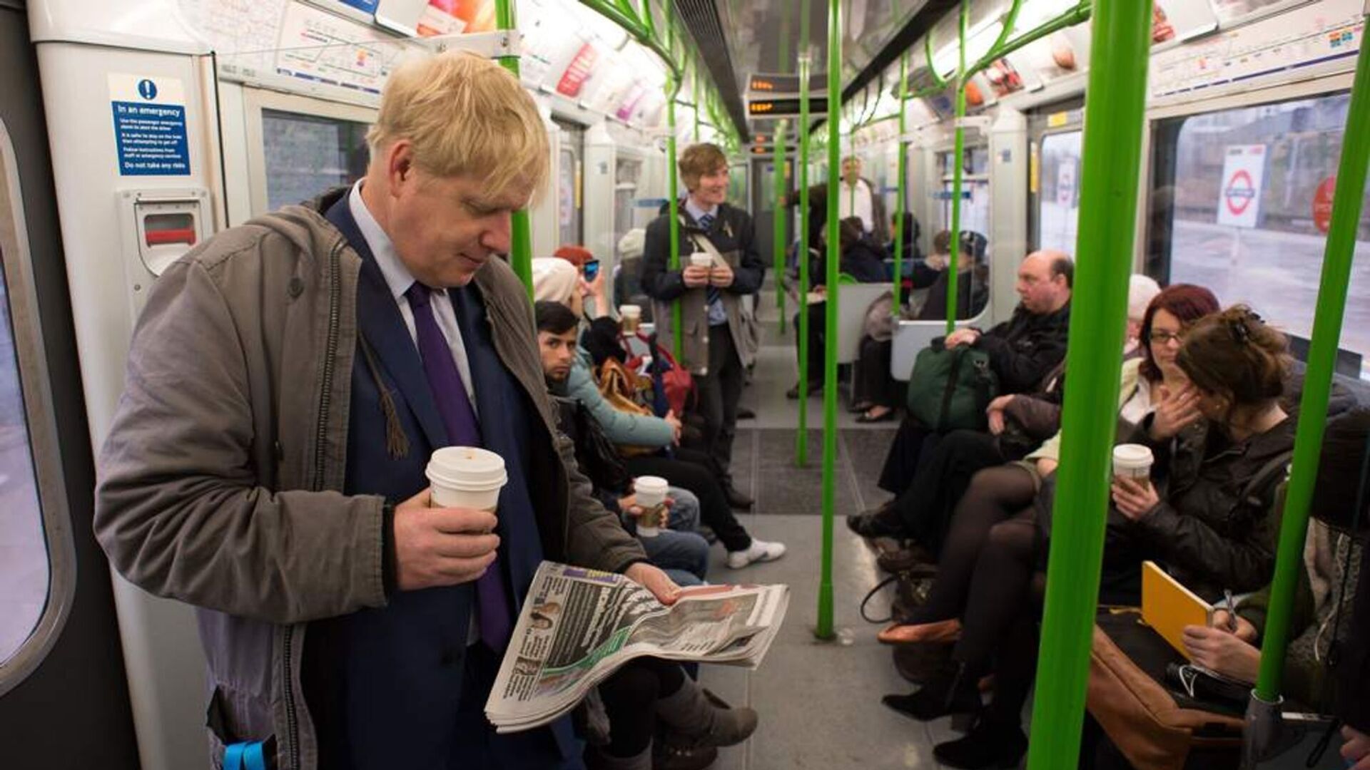 Если уж пересаживать наших чиновников на Лады, то на подготовленные. Или вы хотите, как в Англии?