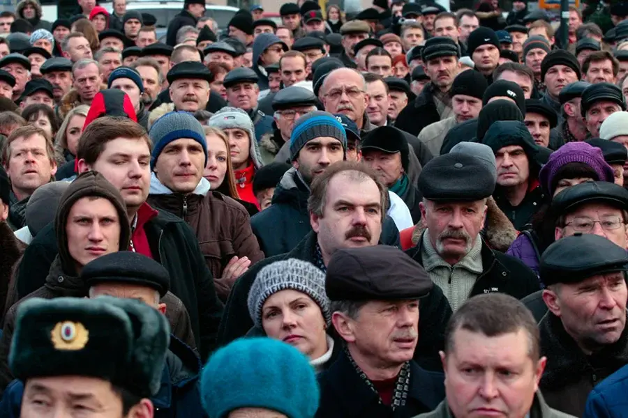 Честных и добропорядочных людей в России в разы больше!