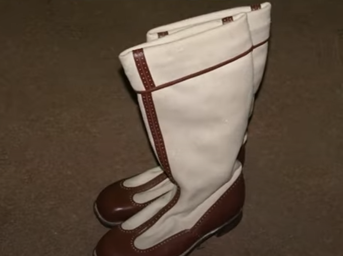 Как назывались эти сапоги?