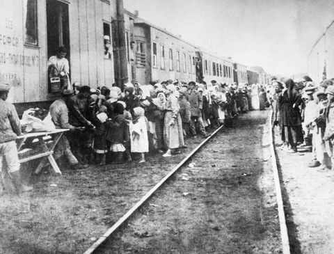 Кронштадтское восстание: когда моряки восстают против диктатуры коммунистической партии.