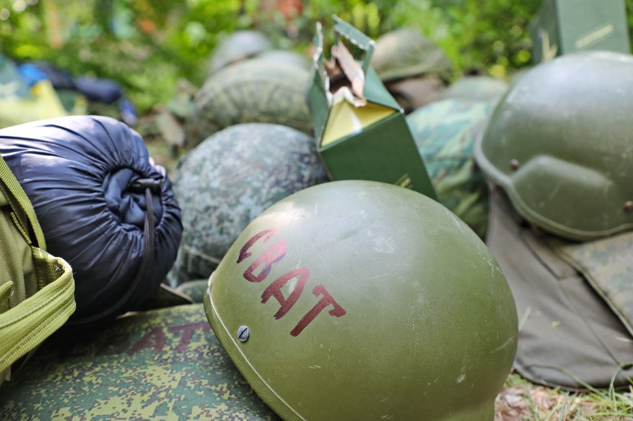 Русские ДОБРОВОЛЬЦЫ едут на фронт💪