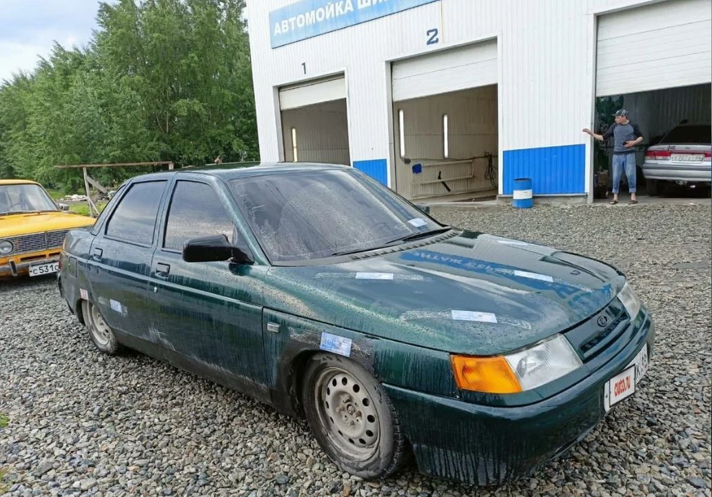 Машина с деньгами