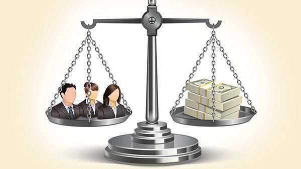 Меркантильность. Как Вы относитесь к людям, которым нужна от других только личная выгода?